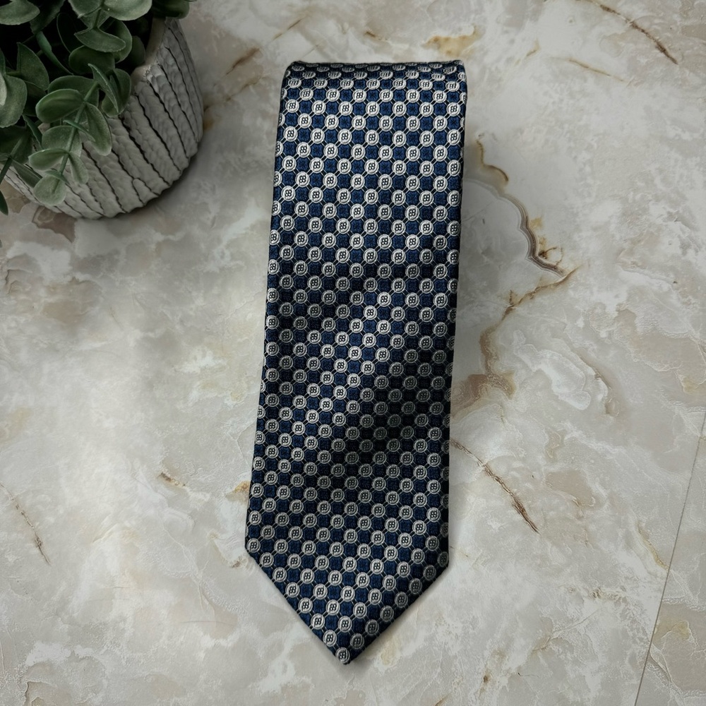 IKE Behar 100% Silk Men's Tie 3 1/2" - 59 1/2"